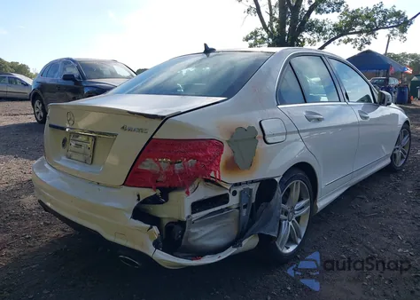 2014 Mercedes-Benz C 300 Sport 4Matic from USA, damaged, VIN WDDGF8AB2EA967177